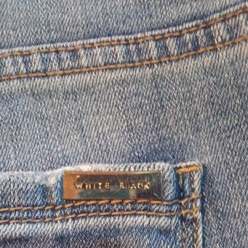 White House Black Market Light Blue Straight Leg Jeans - Picture 8 of 8